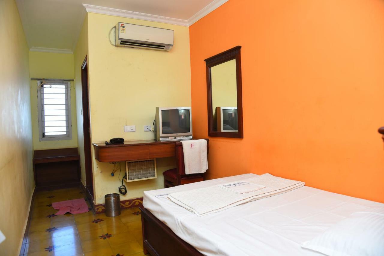Hotel Subhalakshmi Palace Karaikudi Exterior foto