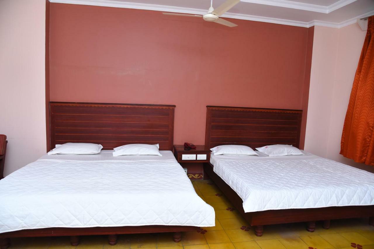 Hotel Subhalakshmi Palace Karaikudi Exterior foto